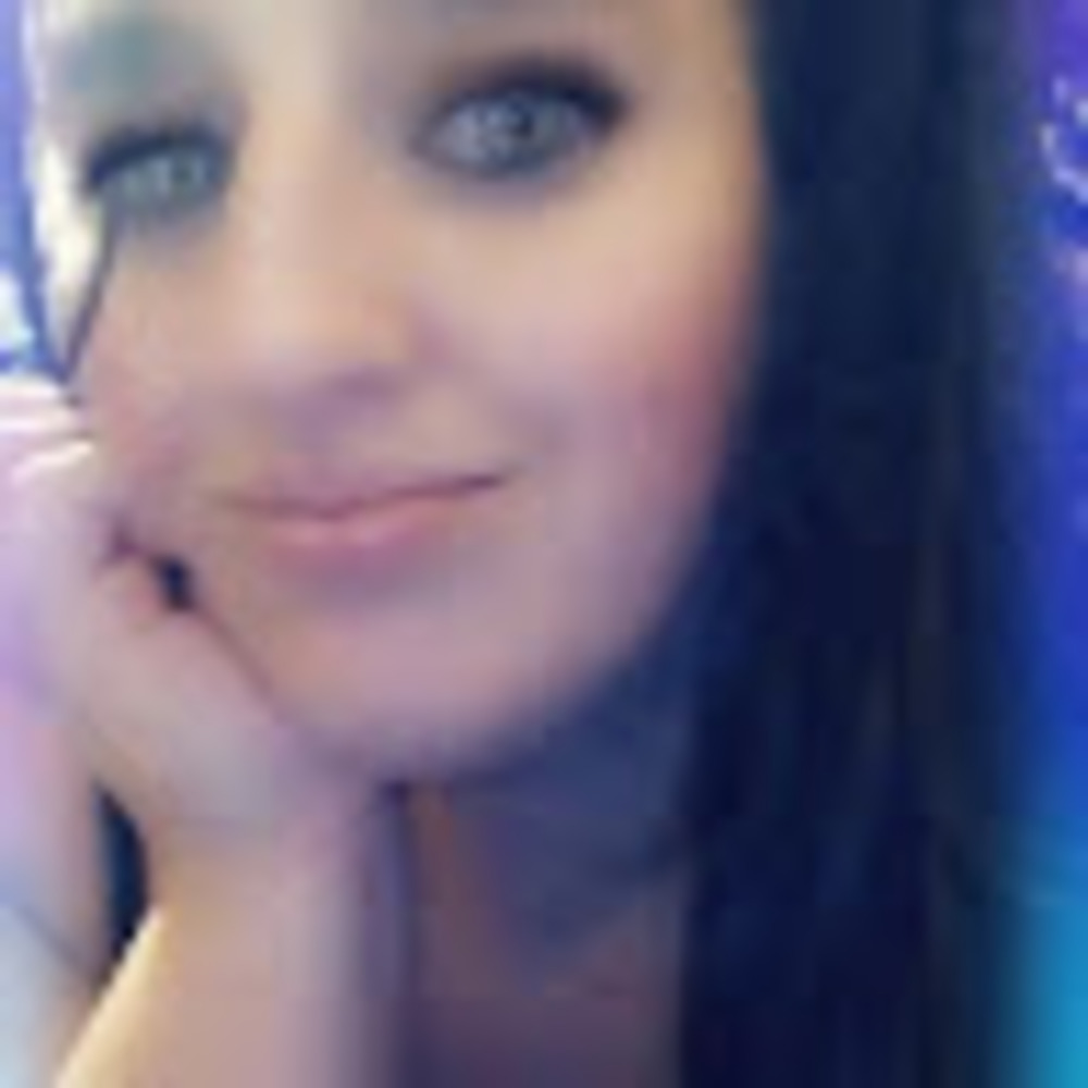 Meet your Posher, Desiree